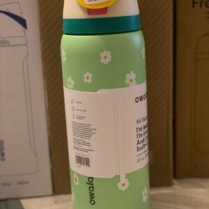 Owala Green Floral Water Bottle